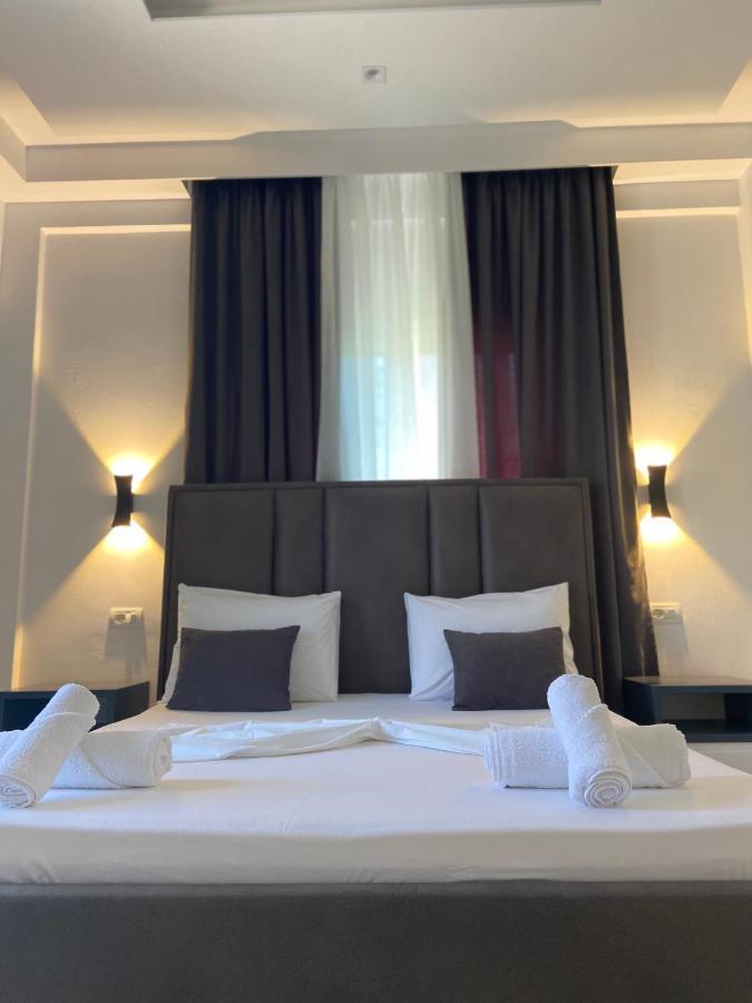 Villa Bodini Himare Bagian luar foto